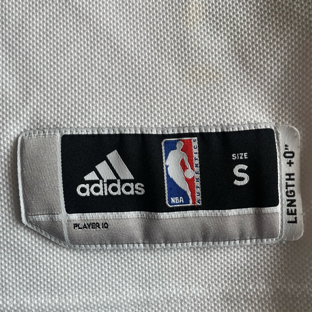 New York Knicks Pregame Warm Up Top Size Small - Picture 4 of 6
